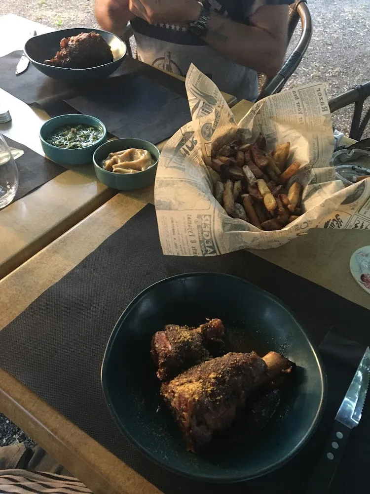 Souris d’agneau Et Frites À la Graisse d’Oie